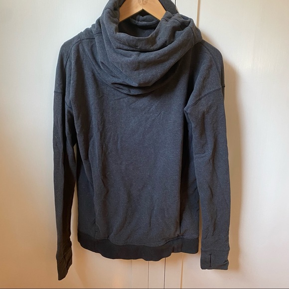 Lululemon stress less hoodie pullover sweatshirt - Picture 4 of 4